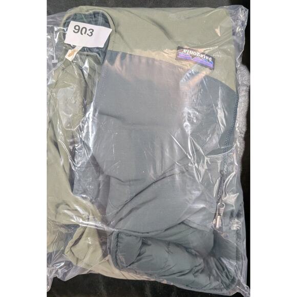 Patagonia Recycled Duck Down Reversible Bivy Down Vest Mens Medium Green/Black - Picture 11 of 11